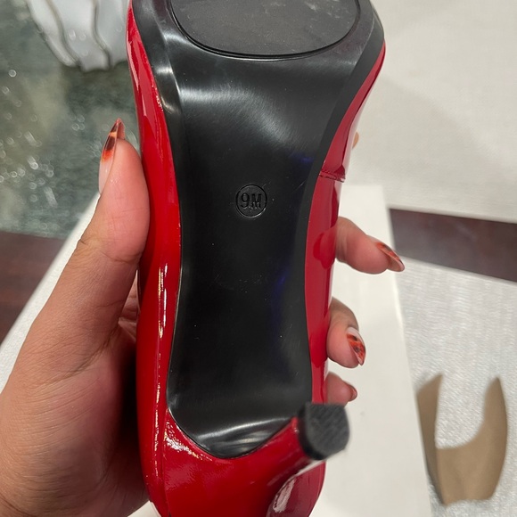 Calvin Klein Glossy Red Heels - Picture 3 of 6